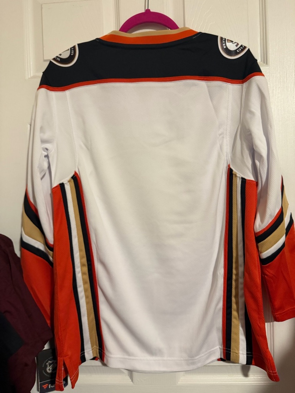 Authentic Fanatics White/Gold/Orange/Black Anaheim Ducks Alternate Jersey Detail - Picture 2 of 3